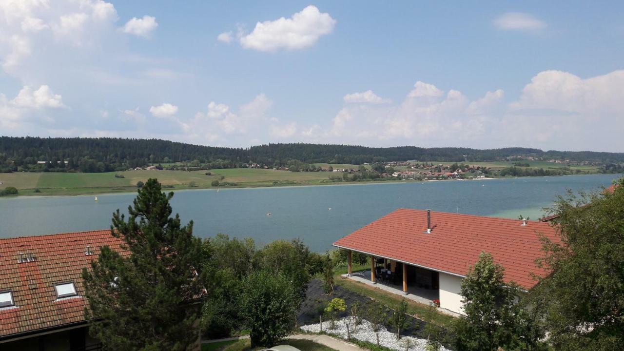 Le Charme Des 2 Lacs Malbuisson Exterior photo